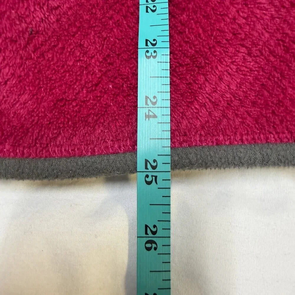 Patagonia cozy berry